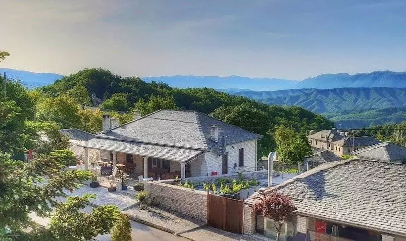 ホテル Zarkada Archontiko