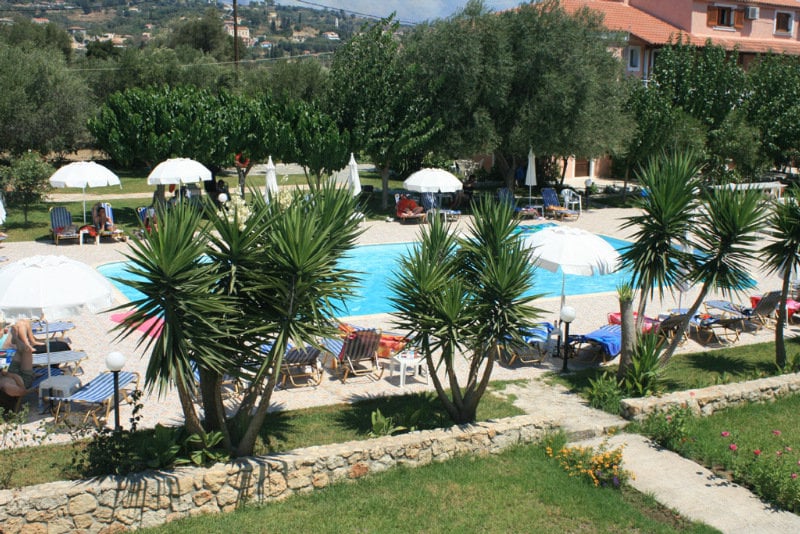 Pythos Studios & Apartments