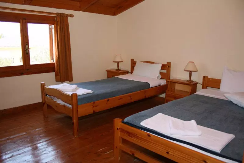 Pythos Studios & Apartments