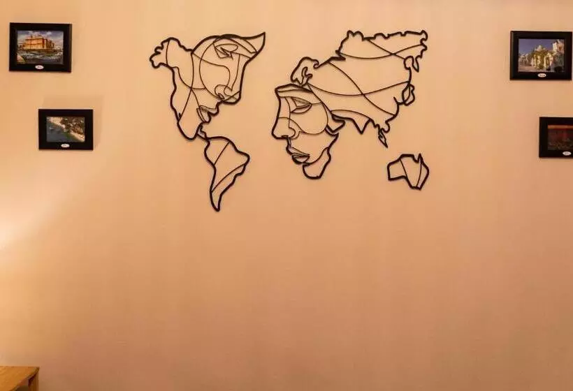 تختخواب و صبحانه Tizzy Apartment & Rooms