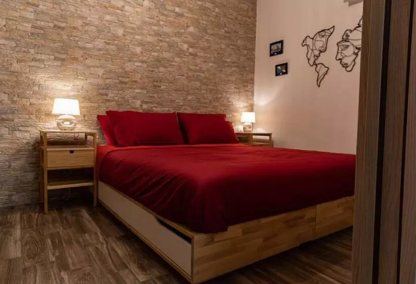 تختخواب و صبحانه Tizzy Apartment & Rooms