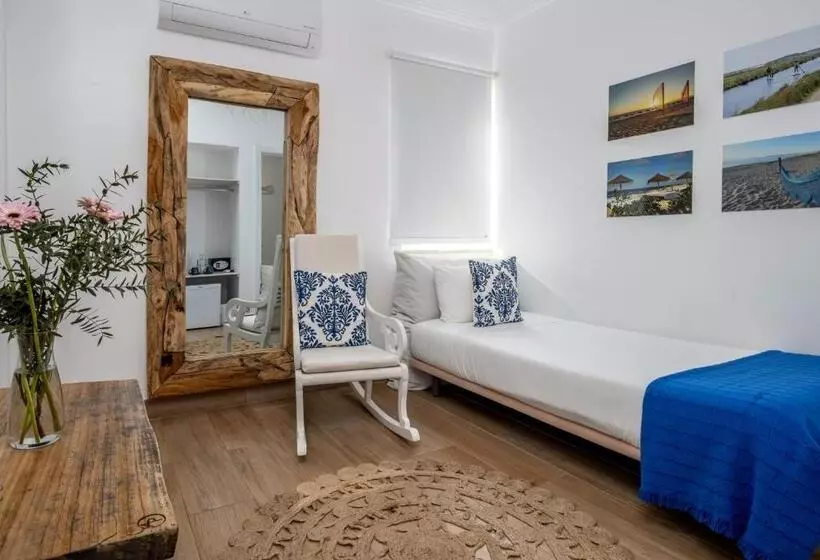 Aamiaismajoitus (B&B) Villa Center   Alojamento Local