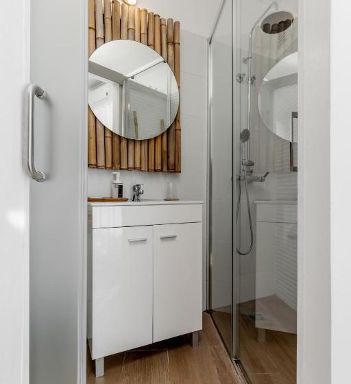 住宿加早餐  Villa Center   Alojamento Local