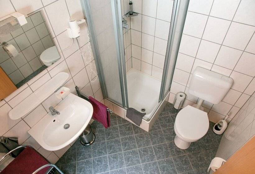 Hotel Apartamento En Un Ambiente Familiar Con Parque Infantil