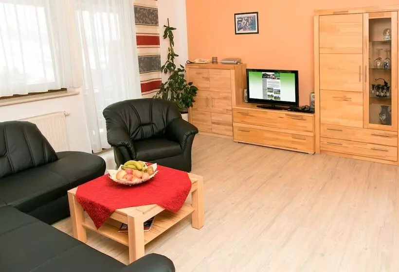 Hotelli Apartamento En Un Ambiente Familiar Con Parque Infantil