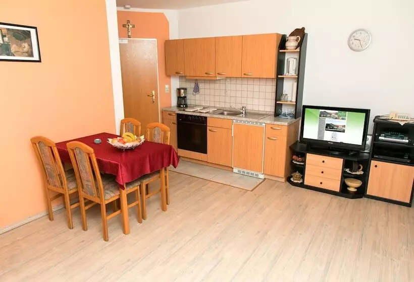 Hotelli Apartamento En Un Ambiente Familiar Con Parque Infantil