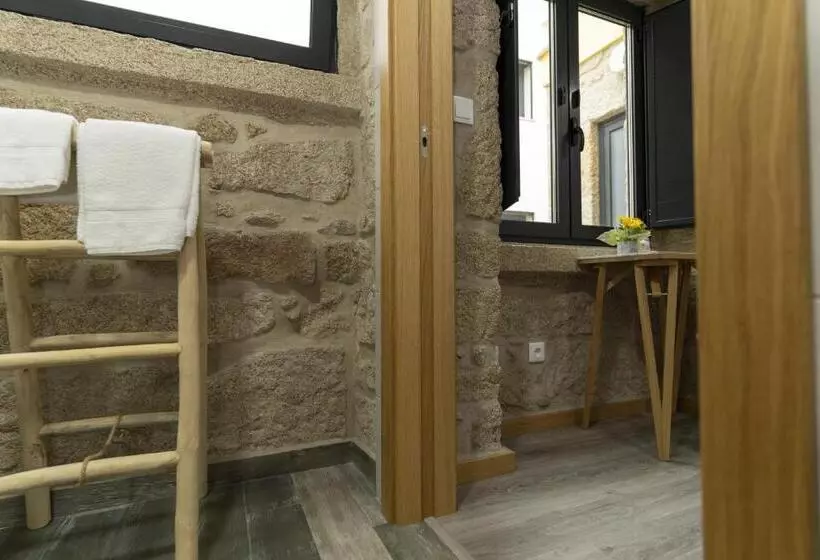 پانسیون Alojamento Girassol   Guest House   Quarto Com Casa De Banho Privativa