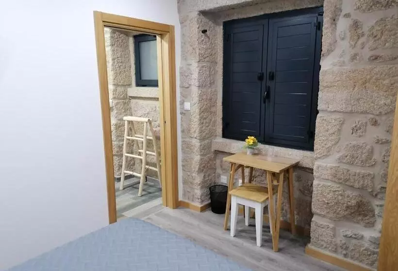 پانسیون Alojamento Girassol   Guest House   Quarto Com Casa De Banho Privativa