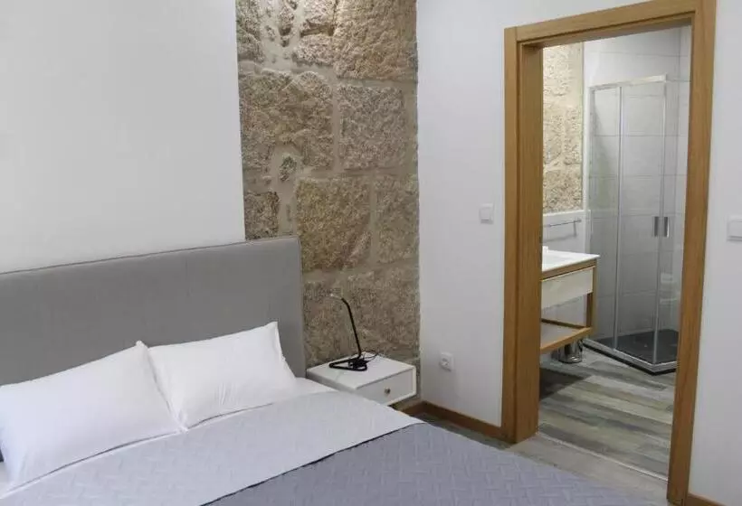 پانسیون Alojamento Girassol   Guest House   Quarto Com Casa De Banho Privativa