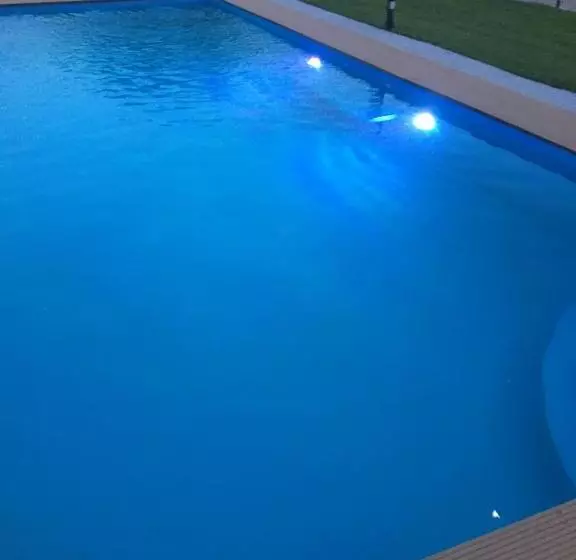 ペンション Bor Vendégház