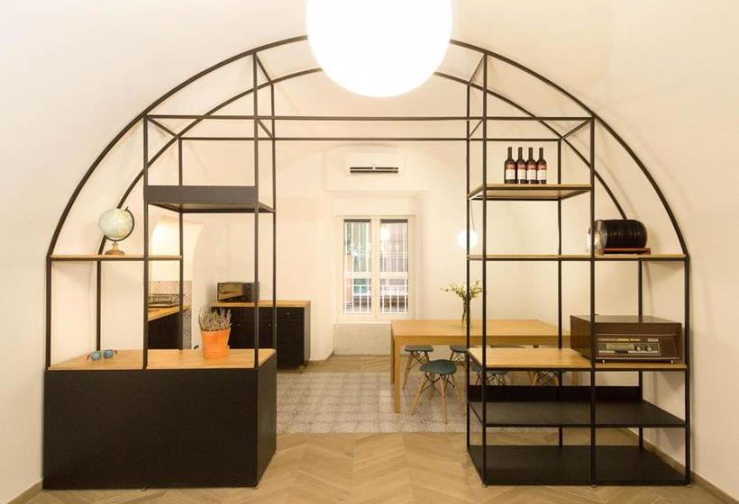 تختخواب و صبحانه A' Marunnella