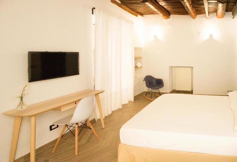 تختخواب و صبحانه A' Marunnella