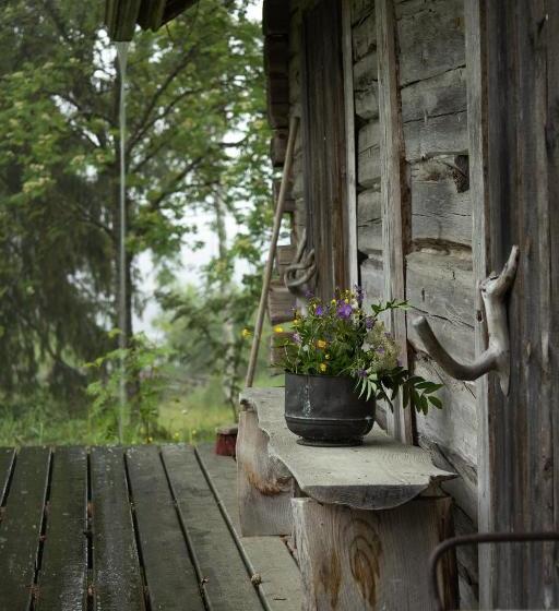 تختخواب و صبحانه Tarina Aho