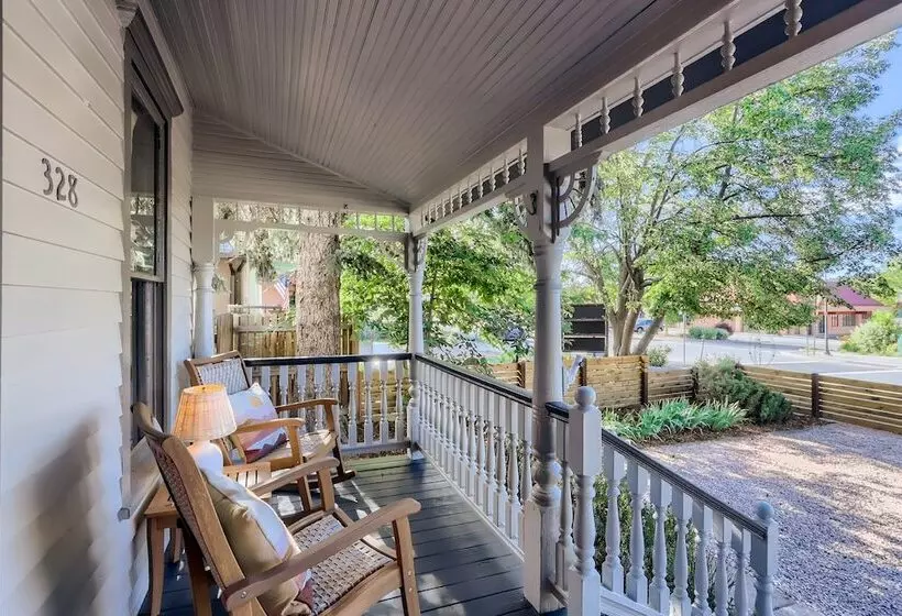 Hotelli A Lodge Lyons