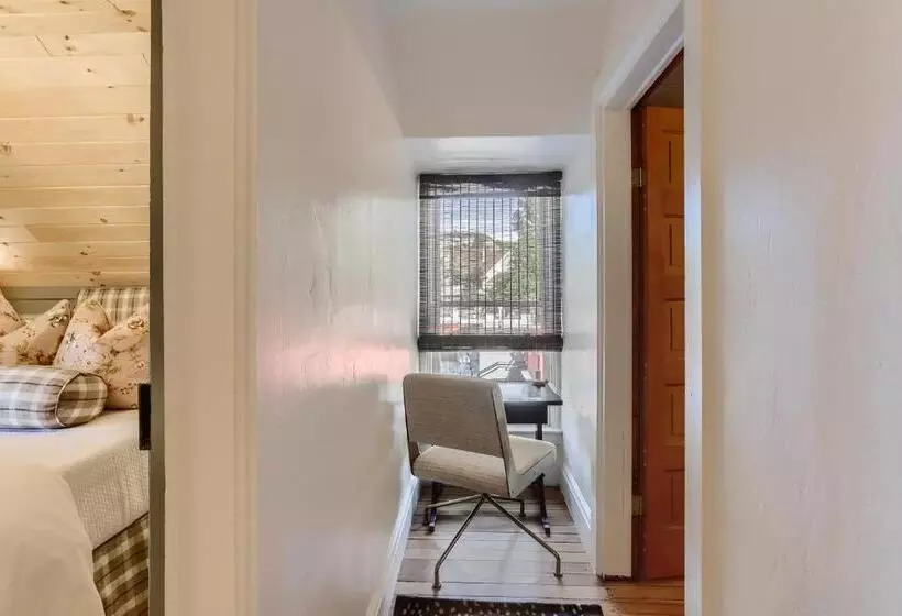 Hotelli A Lodge Lyons