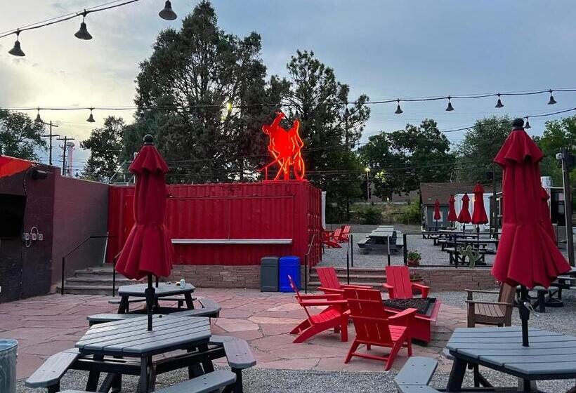 فندق A Lodge Lyons