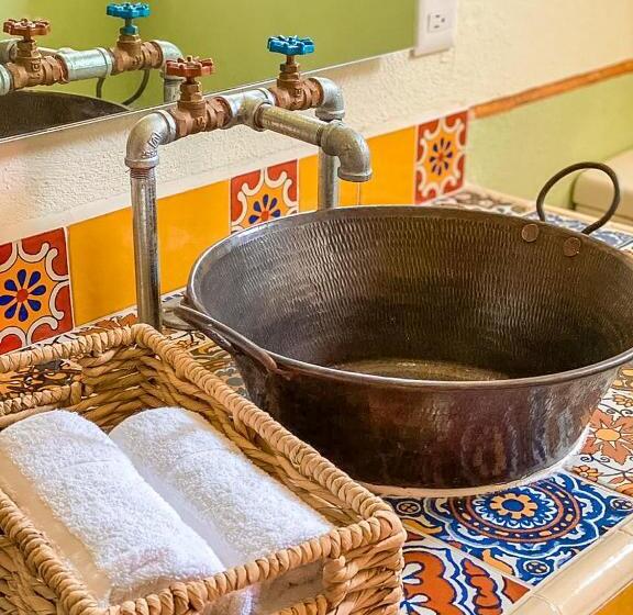 هتل Boutique Santo Cuervo