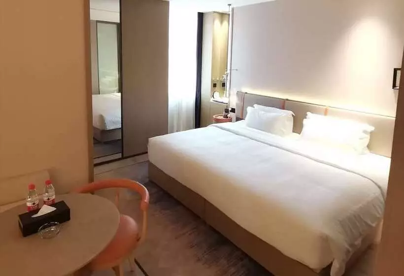 هتل Foshan Xinxuangong