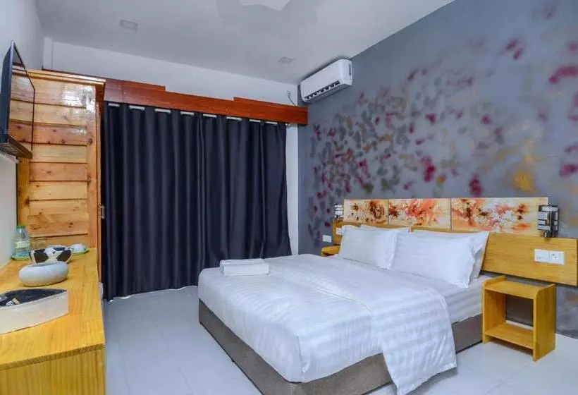 هتل Paradise Retreat, Maafushi