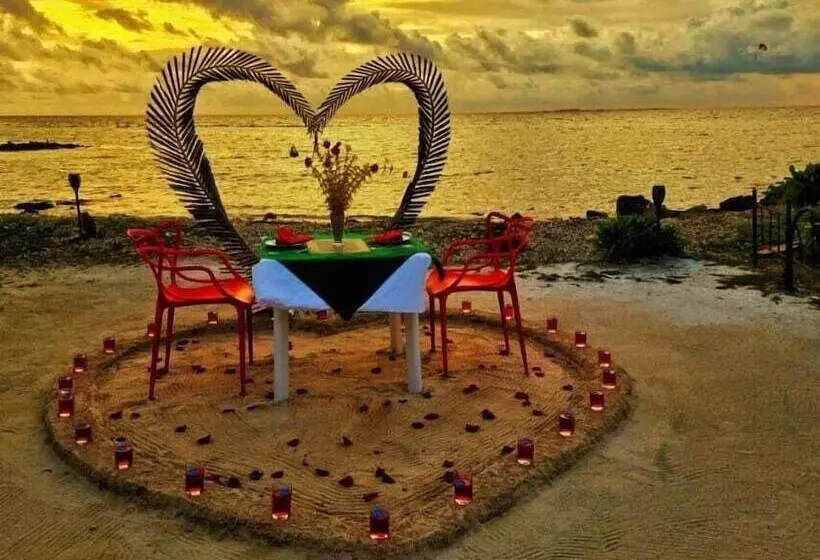 هتل Paradise Retreat, Maafushi