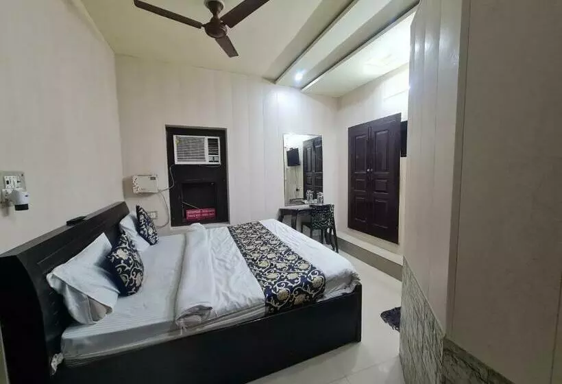 ホテル Vrindavan Palace