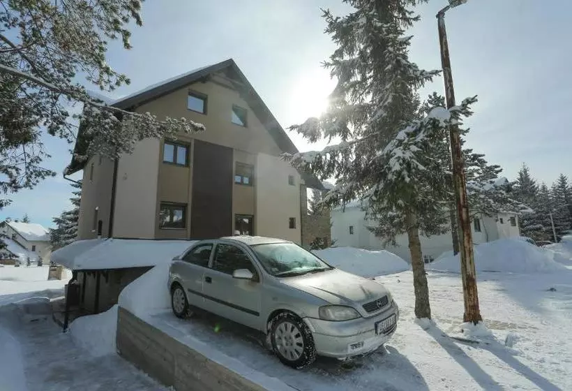 Mipet Apartmani