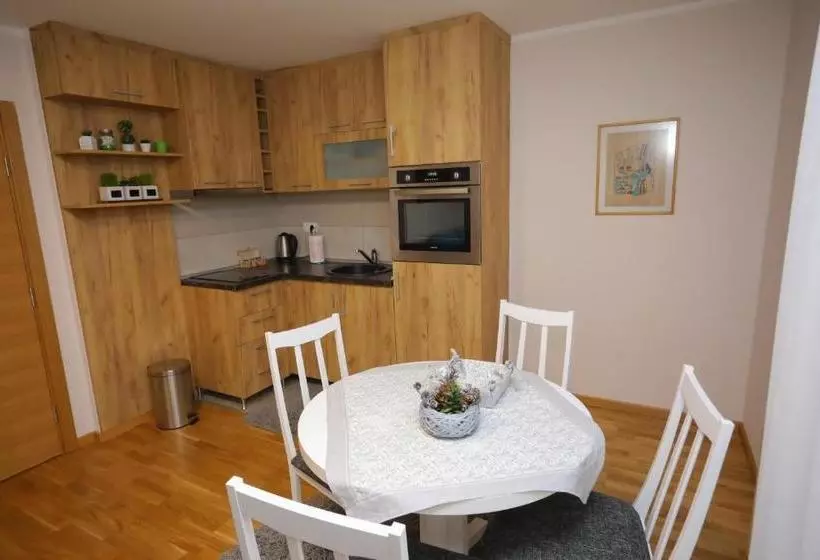 Mipet Apartmani