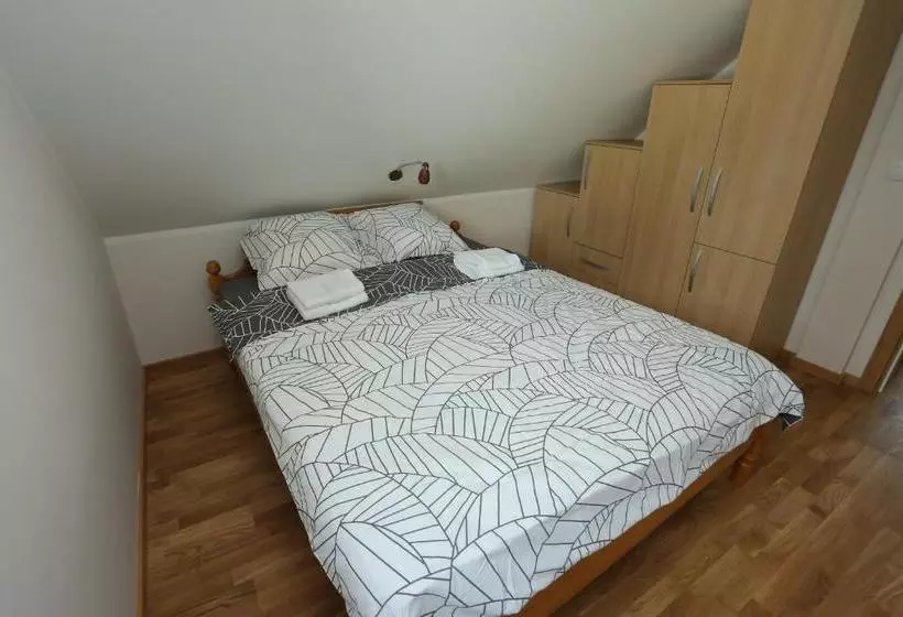 Mipet Apartmani