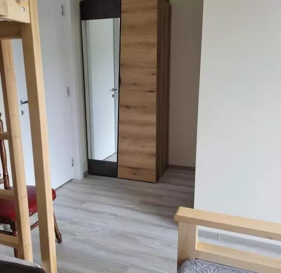 پانسیون Aronia Kazbegi