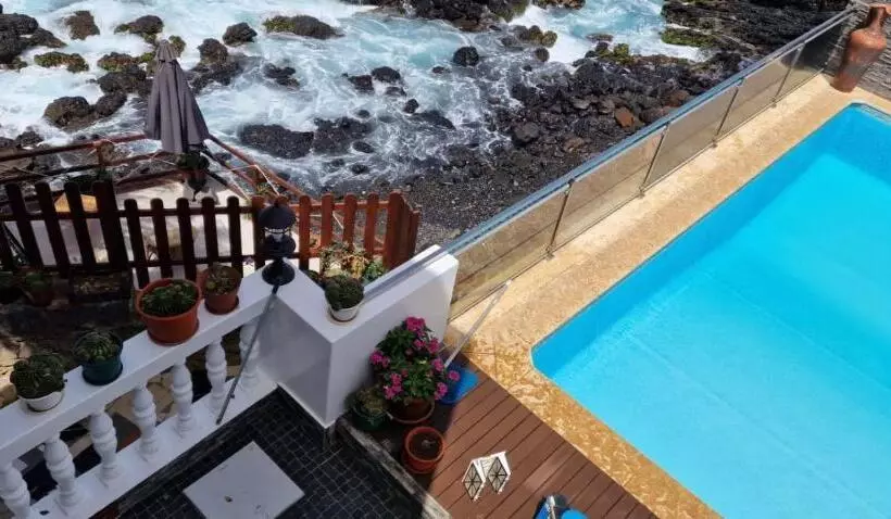 پانسیون Cactus Guest House