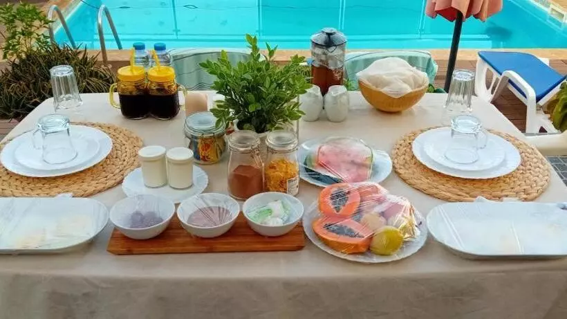 پانسیون Cactus Guest House