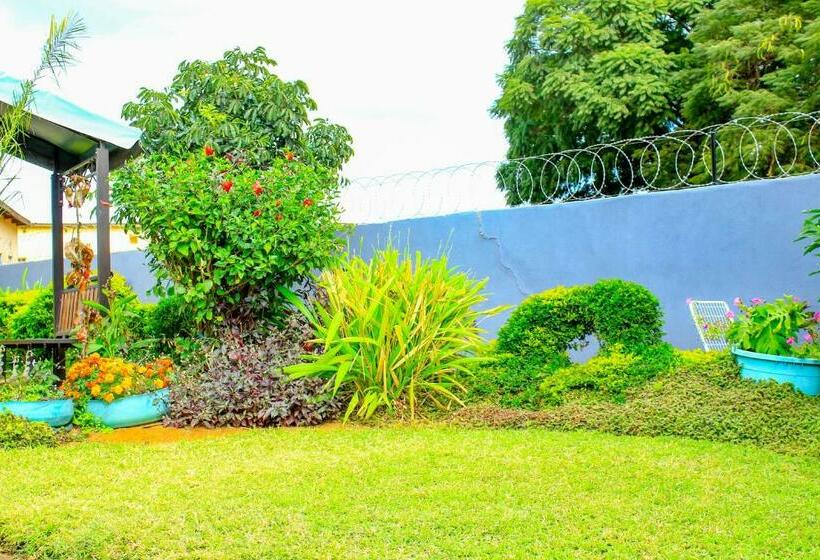 پانسیون Motseleng Guest House