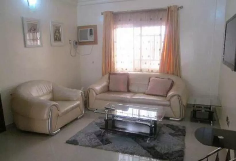 پانسیون Room In Apartment   Ayalla Hotels Suites Abuja Royal Suite