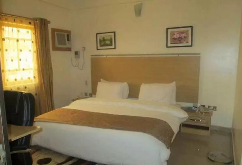 پانسیون Room In Apartment   Ayalla Hotels Suites Abuja Royal Suite