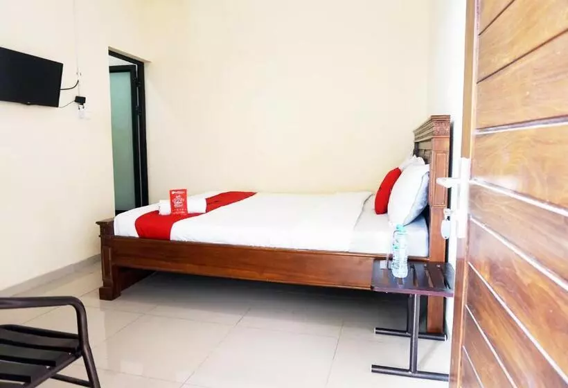 Majatalo Reddoorz @ Jalan Kedawung