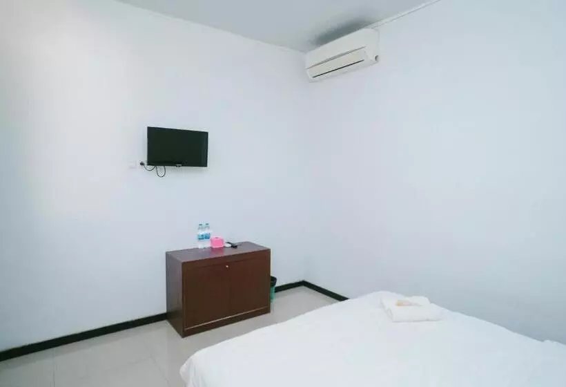 Majatalo Urbanview Hotel Griya Surya Malang By Reddoorz