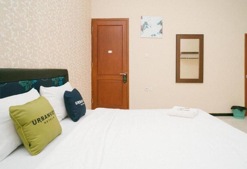 פנסיון Urbanview Hotel Griya Surya Malang By Reddoorz