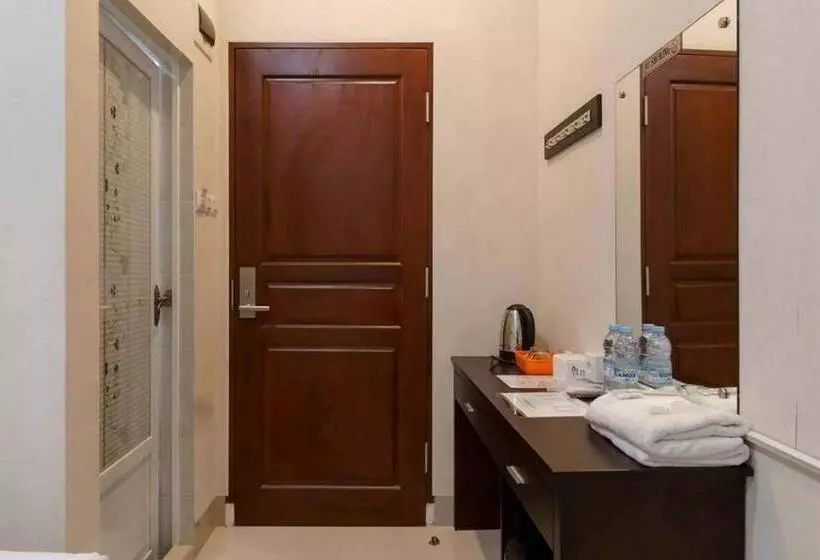 Seindo Hotel Mitra Reddoorz