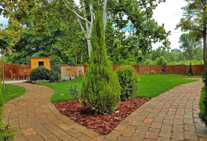 Hotel Czinege & étterem