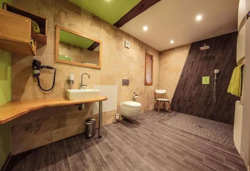 Aamiaismajoitus (B&B) Le Domaine Du Verger, Chambres Et Spa Privé