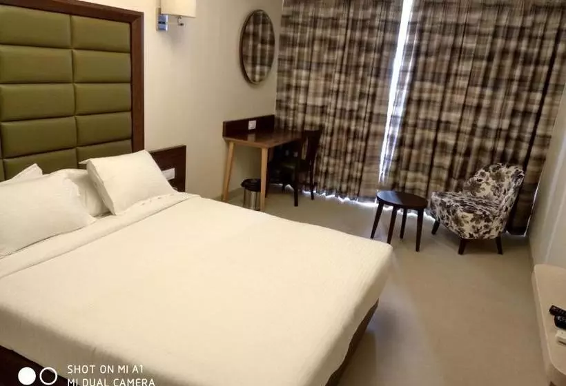 ホテル Krishna Palace