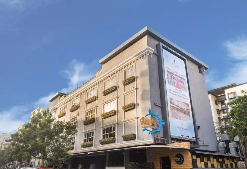 ホテル Krishna Palace