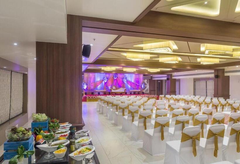 酒店 Krishna Palace