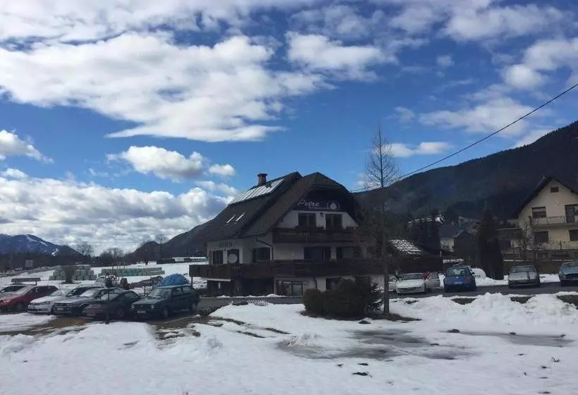 پانسیون Gostišče Uh  Planica
