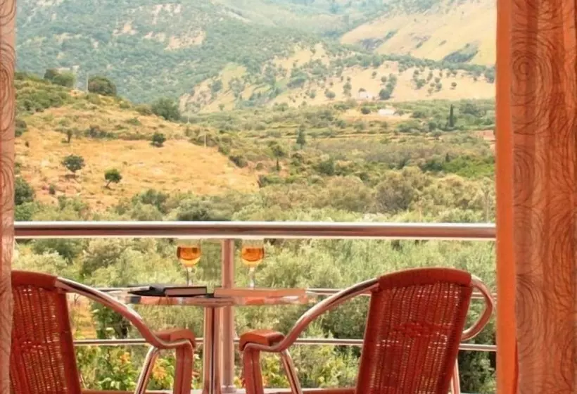 Majatalo Mare Bed & Breakfast