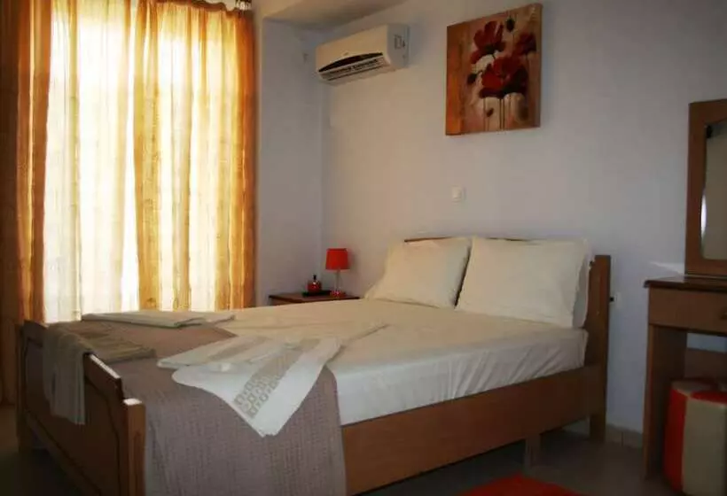 Majatalo Mare Bed & Breakfast