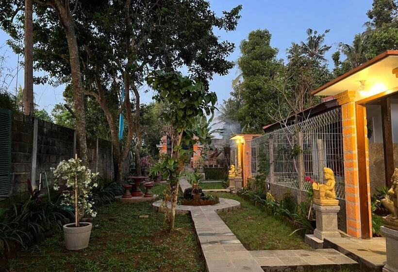 膳宿费 Villa Santai Karangasem