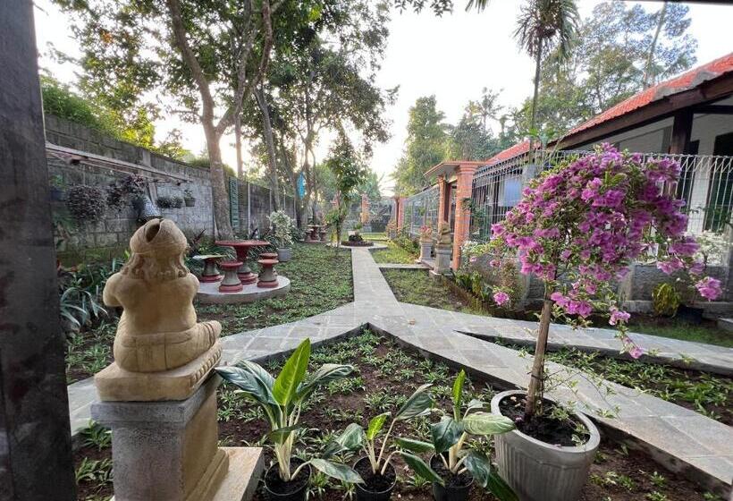 膳宿费 Villa Santai Karangasem