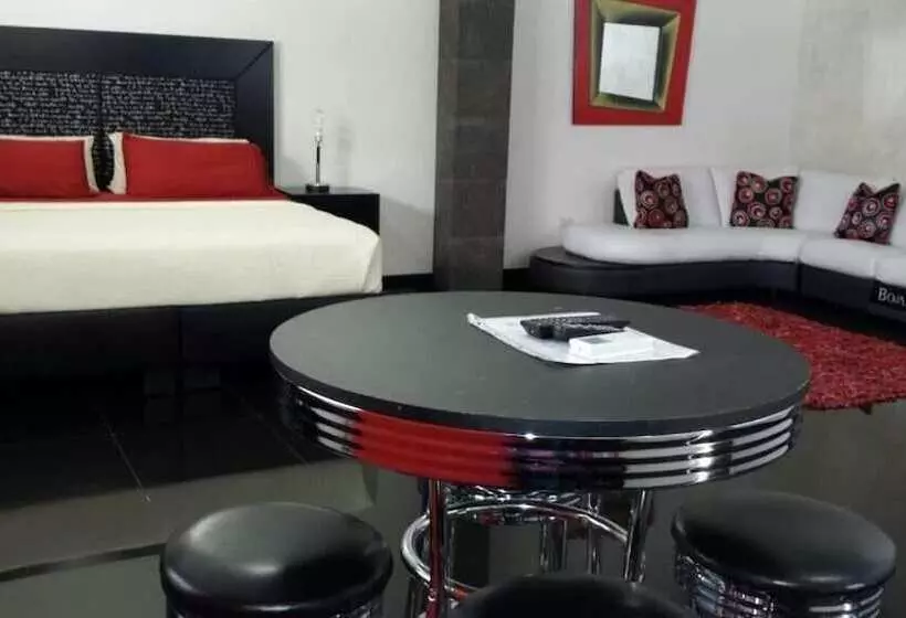 Premier Hotel Suites