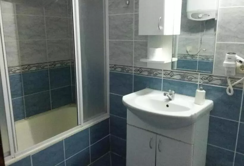 Yalcinkaya Tas Apart